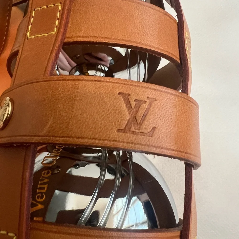 0032 - Louis Vuitton x Veuve Clicquot limited edition croquet set. - Picture 5 of 10